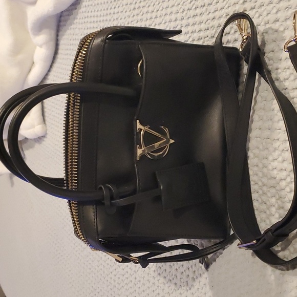 Vince Camuto Signature Crossbody Satchel Bag (#8) - Picture 1 of 12